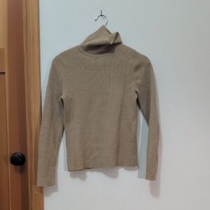 Women's Tan Sweater